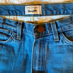 Gone! Donated to Salvation Army!